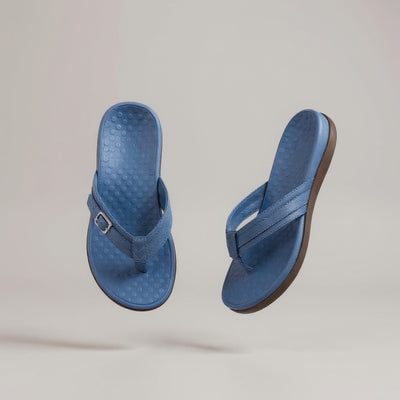 Solessa™ orthopädische Sandalen in Blau – ergonomische Damen-Sommersandalen mit Fußgewölbestütze und rutschfester Sohle.